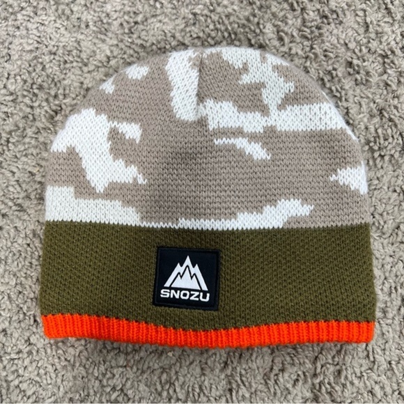 5/$25 snozu camo hat 2T 3T 4T - Picture 1 of 3